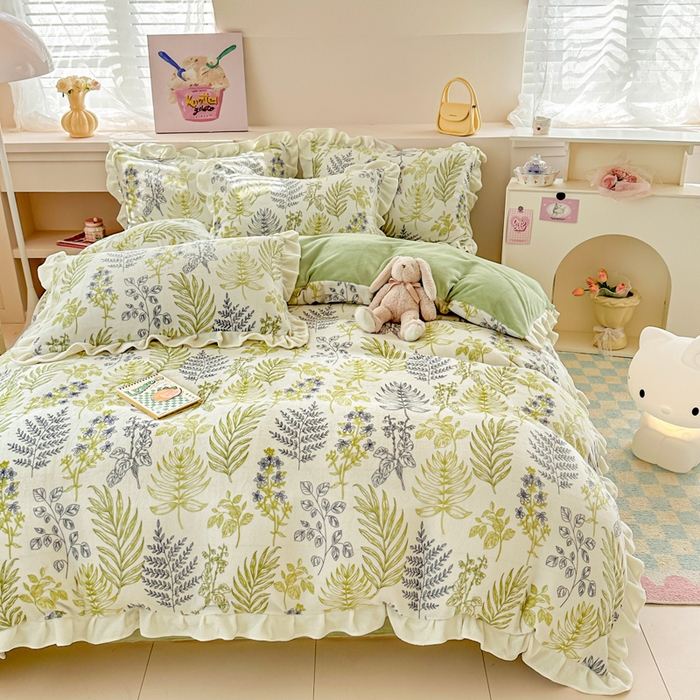 91家纺网 家纺一手货源 找家纺 懒猫家纺 2025新款韩版牛奶绒四件套 绿野仙踪