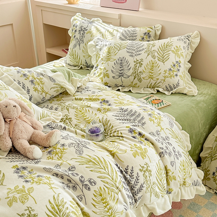 91家纺网 家纺一手货源 找家纺 懒猫家纺 2025新款韩版牛奶绒四件套 绿野仙踪