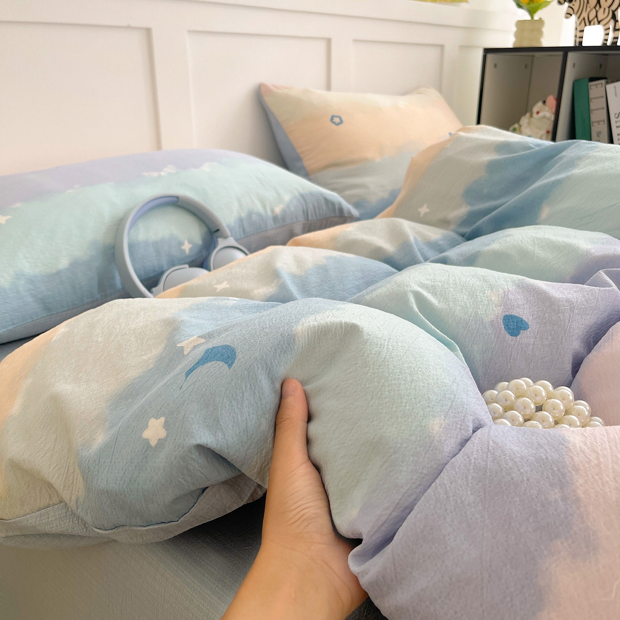 91家纺网 家纺一手货源 找家纺 王朝国际 2025爆款皱皱双层纱四件套 梦幻星空,梦幻星空