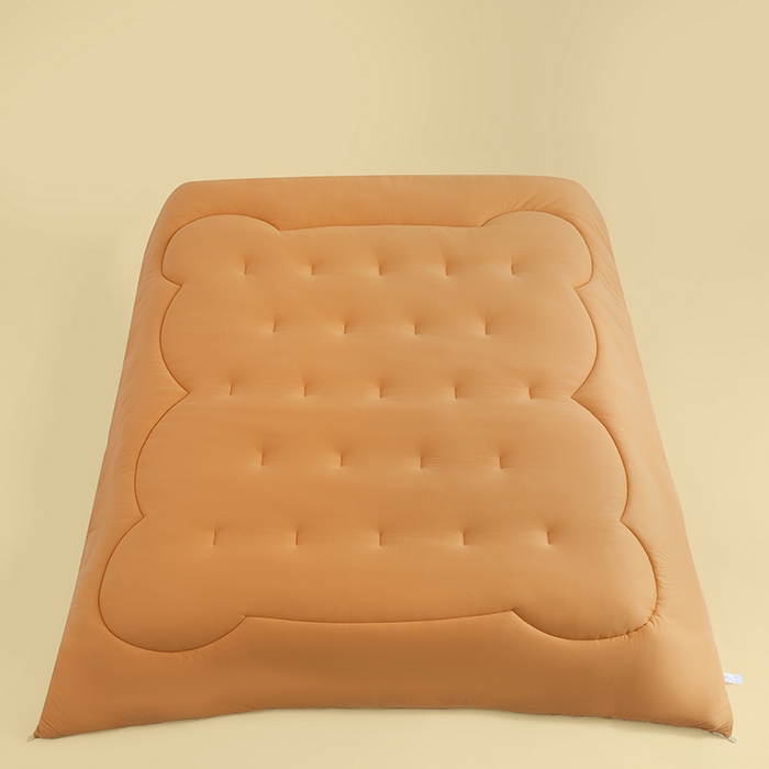 91家纺网 家纺一手货源 找家纺 （总）苏秦家纺 2025新款7A抗菌奶油小熊被被子被芯