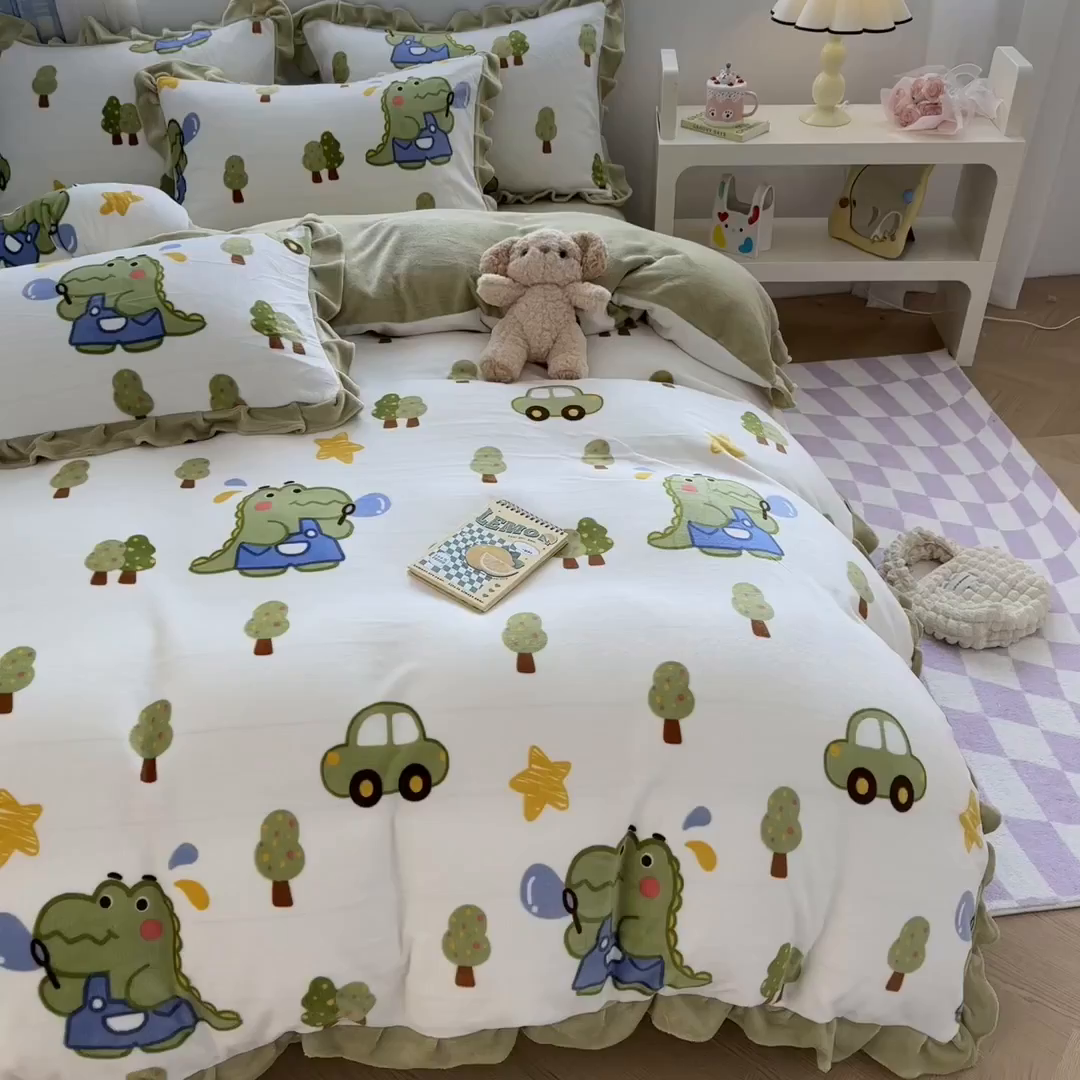 91家纺网 家纺一手货源 找家纺 懒猫家纺 2025新款韩版牛奶绒四件套 泡泡恐龙