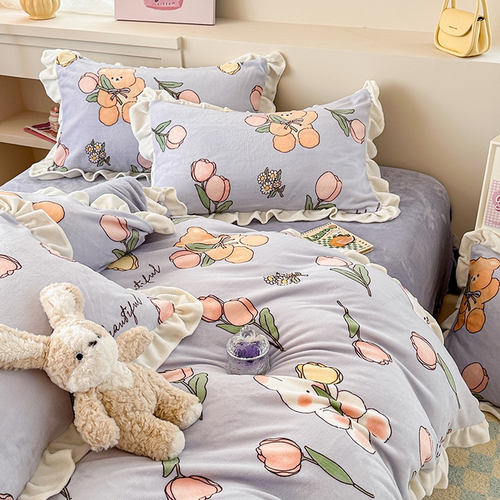 91家纺网 家纺一手货源 找家纺 懒猫家纺 2025新款韩版牛奶绒四件套 捧花小兔