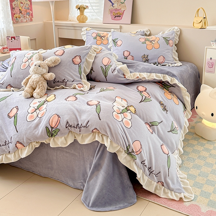 91家纺网 家纺一手货源 找家纺 懒猫家纺 2025新款韩版牛奶绒四件套 捧花小兔