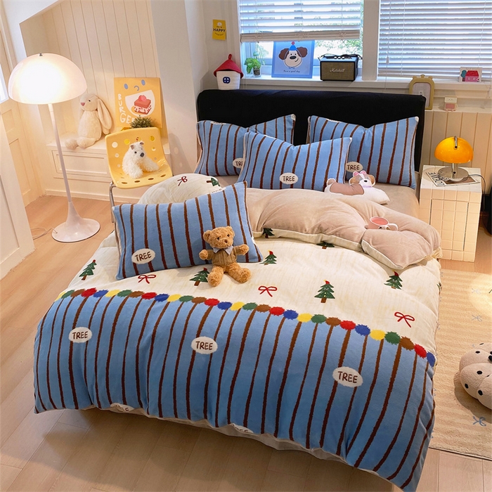 91家纺网 家纺一手货源 找家纺 佰亿莱 2025直播新款印花小清新法莱绒牛奶绒四件套梦幻森林