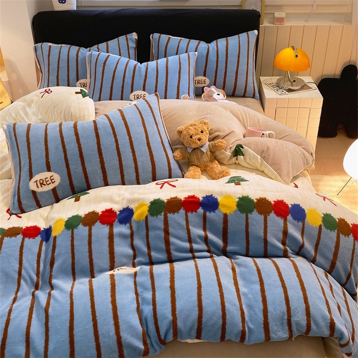 91家纺网 家纺一手货源 找家纺 佰亿莱 2025直播新款印花小清新法莱绒牛奶绒四件套梦幻森林