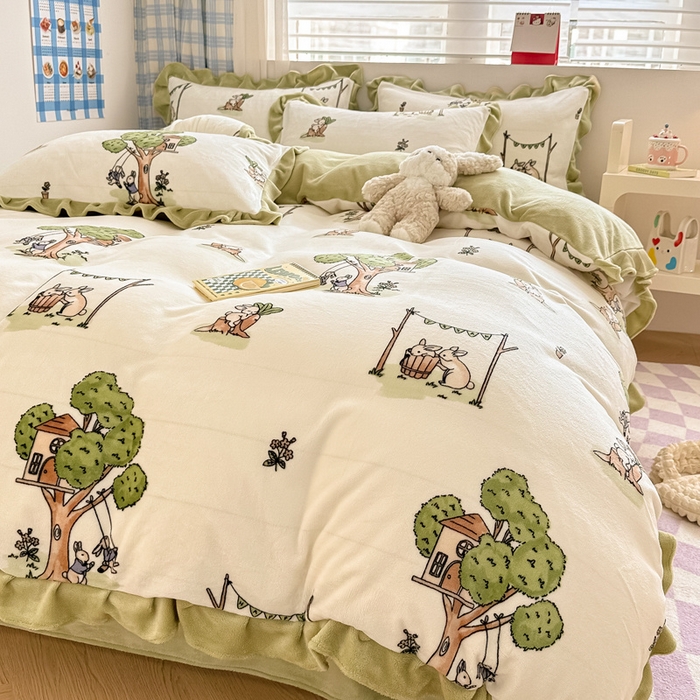 91家纺网 家纺一手货源 找家纺 懒猫家纺 2025新款韩版牛奶绒四件套 森林树屋