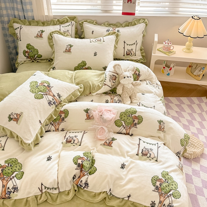 91家纺网 家纺一手货源 找家纺 懒猫家纺 2025新款韩版牛奶绒四件套 森林树屋