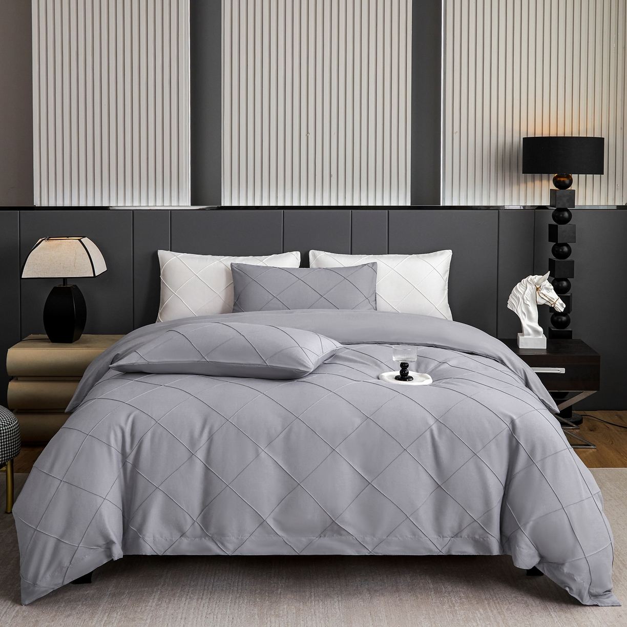 91家纺网 家纺一手货源 找家纺 （总）乐卧家居 2025新款时尚大牌工艺菱格几何设计系带款四件套