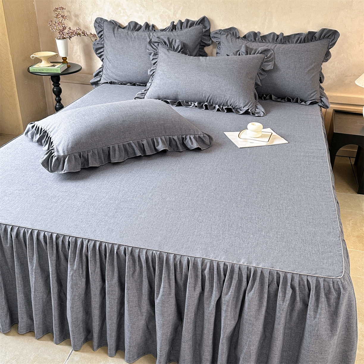 91家纺网 家纺一手货源 找家纺 忘忧草 2025新款纯色色织芙蓉棉单床裙-维密系列 维密-藏青蓝