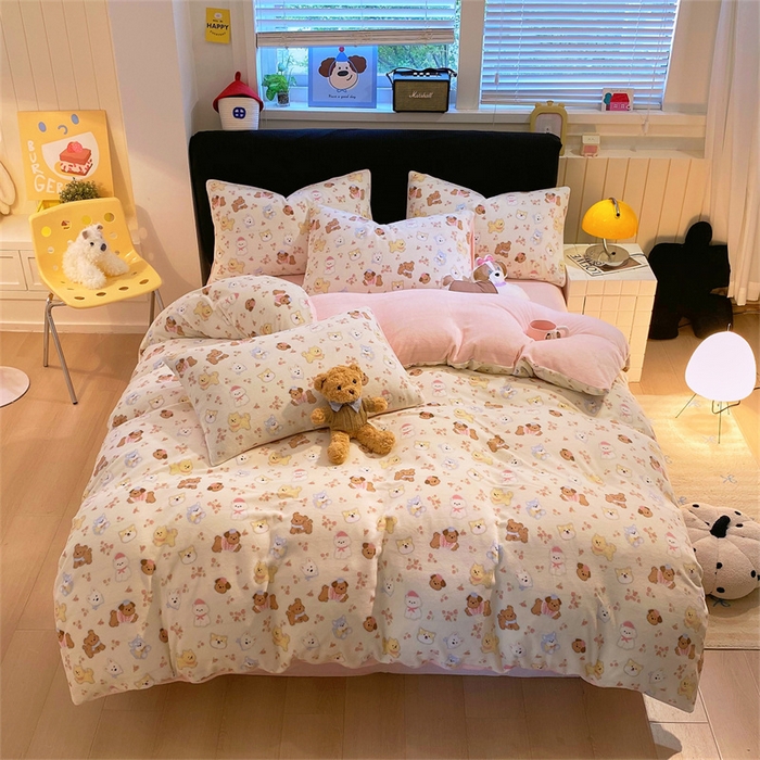 91家纺网 家纺一手货源 找家纺 佰亿莱 2025直播新款印花小清新法莱绒牛奶绒四件套汪仔乐园