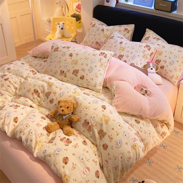 91家纺网 家纺一手货源 找家纺 佰亿莱 2025直播新款印花小清新法莱绒牛奶绒四件套汪仔乐园