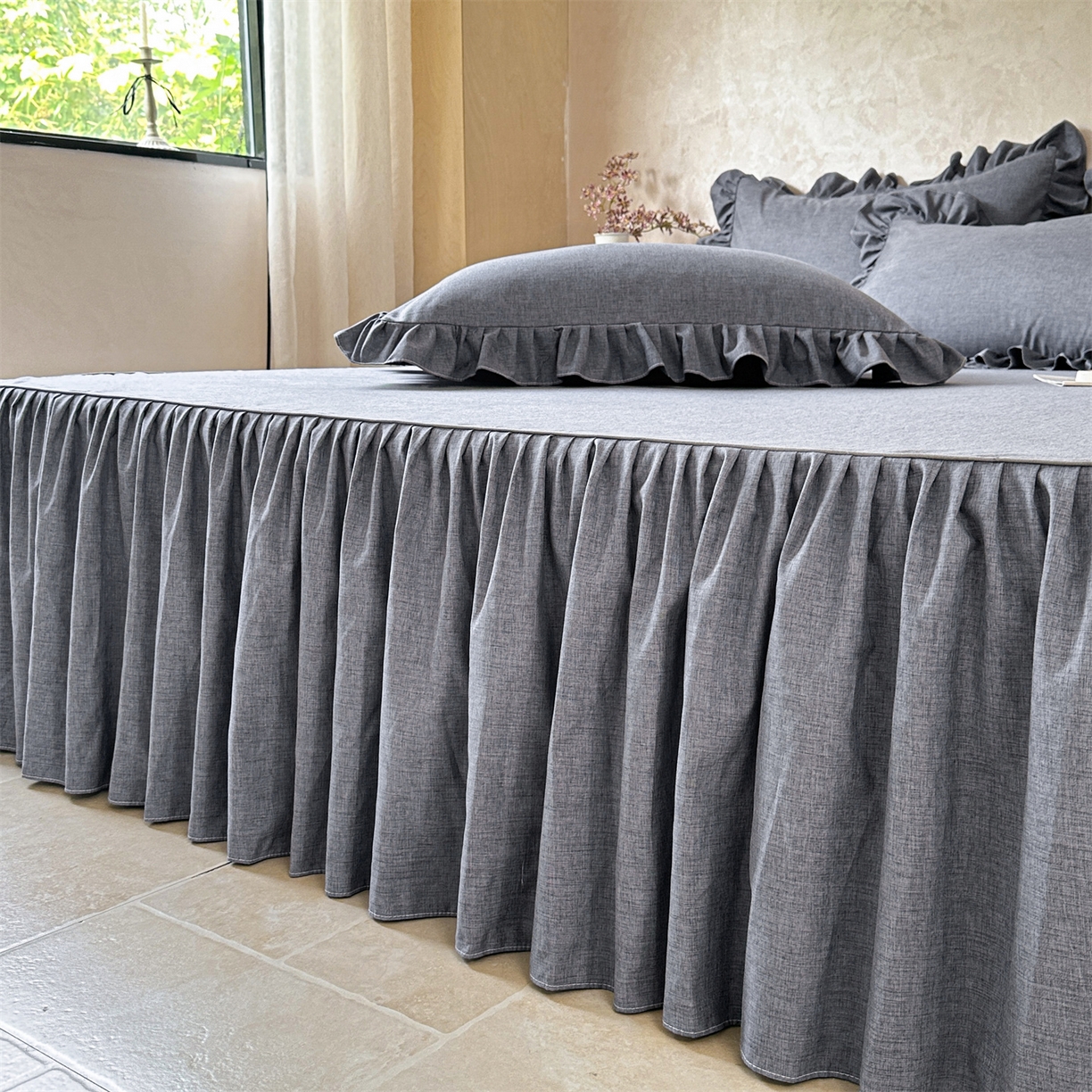 91家纺网 家纺一手货源 找家纺 忘忧草 2025新款纯色色织芙蓉棉单床裙-维密系列 维密-藏青蓝