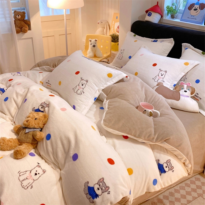 91家纺网 家纺一手货源 找家纺 佰亿莱 2025直播新款印花小清新法莱绒牛奶绒四件套波点狗