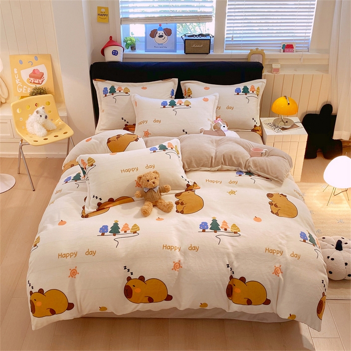 91家纺网 家纺一手货源 找家纺 佰亿莱 2025直播新款印花小清新法莱绒牛奶绒四件套快乐巴拉