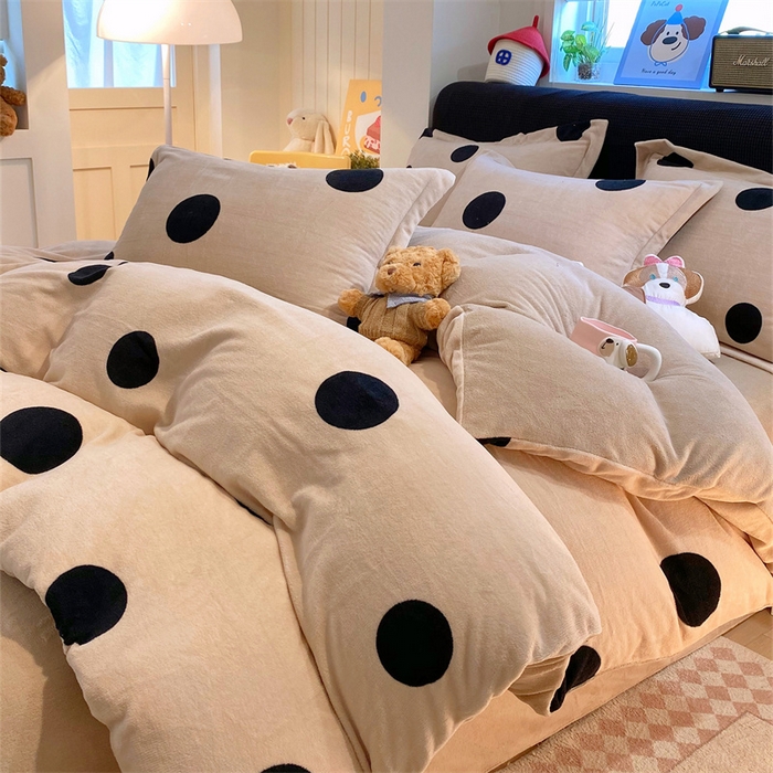 91家纺网 家纺一手货源 找家纺 佰亿莱 2025直播新款印花小清新法莱绒牛奶绒四件套奶油波波