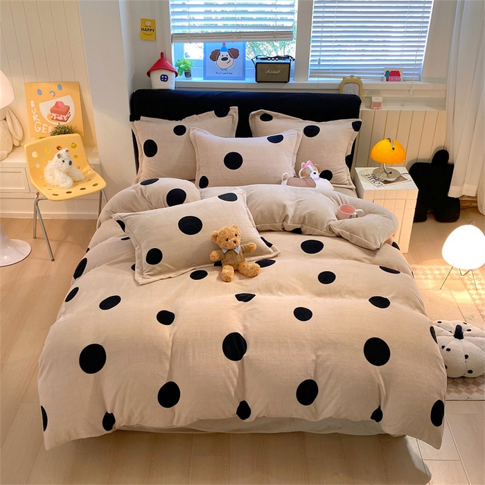 91家纺网 家纺一手货源 找家纺 佰亿莱 2025直播新款印花小清新法莱绒牛奶绒四件套奶油波波