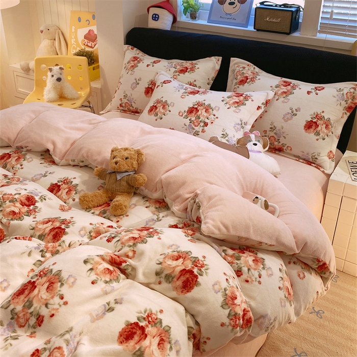 91家纺网 家纺一手货源 找家纺 佰亿莱 2025直播新款印花小清新法莱绒牛奶绒四件套手捧玫瑰