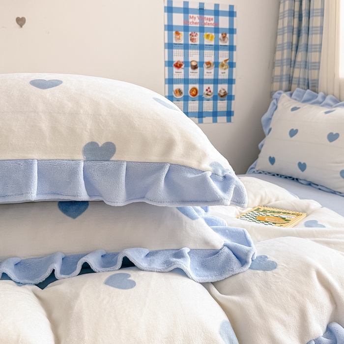 91家纺网 家纺一手货源 找家纺 懒猫家纺 2025新款韩版牛奶绒四件套 小爱心