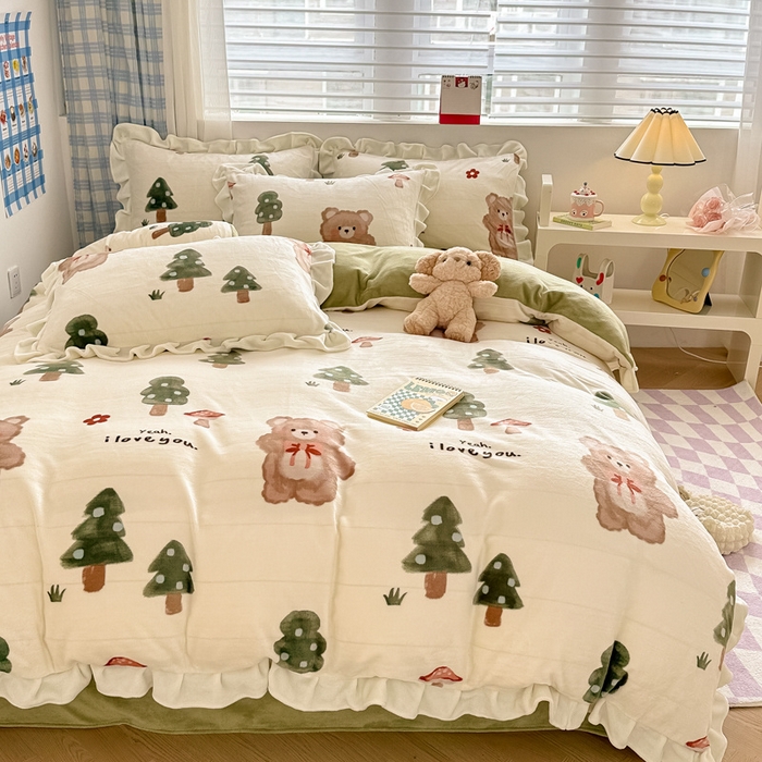 91家纺网 家纺一手货源 找家纺 懒猫家纺 2025新款韩版牛奶绒四件套 熊出没