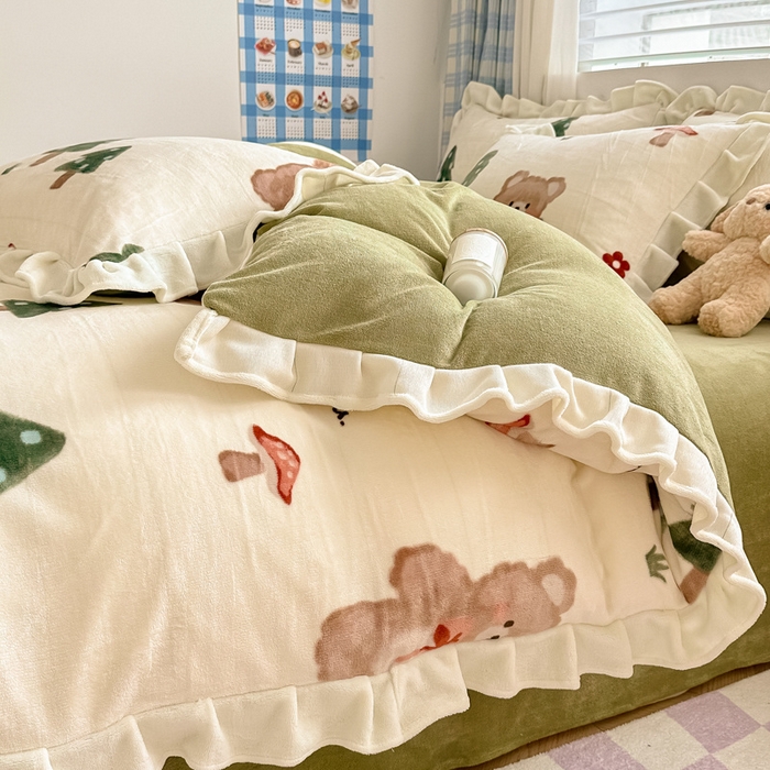 91家纺网 家纺一手货源 找家纺 懒猫家纺 2025新款韩版牛奶绒四件套 熊出没