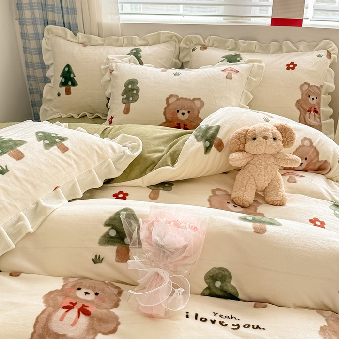 91家纺网 家纺一手货源 找家纺 懒猫家纺 2025新款韩版牛奶绒四件套 熊出没