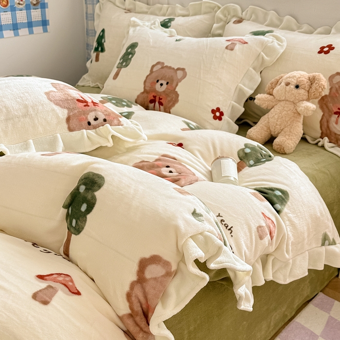 91家纺网 家纺一手货源 找家纺 懒猫家纺 2025新款韩版牛奶绒四件套 熊出没