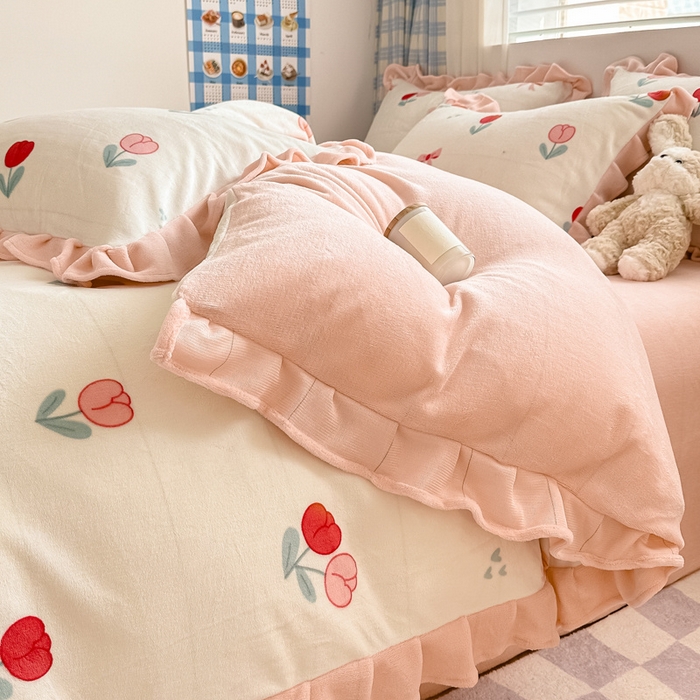 91家纺网 家纺一手货源 找家纺 懒猫家纺 2025新款韩版牛奶绒四件套 郁金香