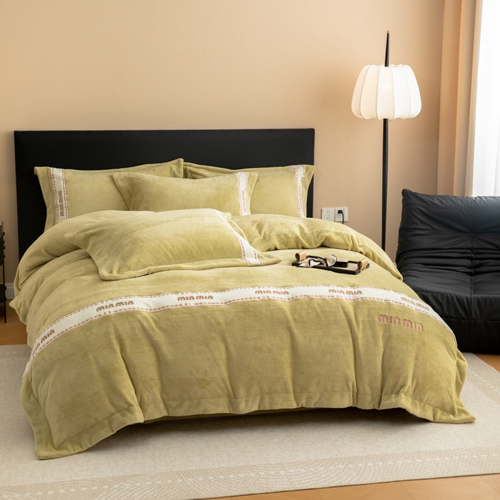 91家纺网 家纺一手货源 找家纺 （总）懒猫家纺 2025新款刺绣贴布绣牛奶绒四件套-珍妮