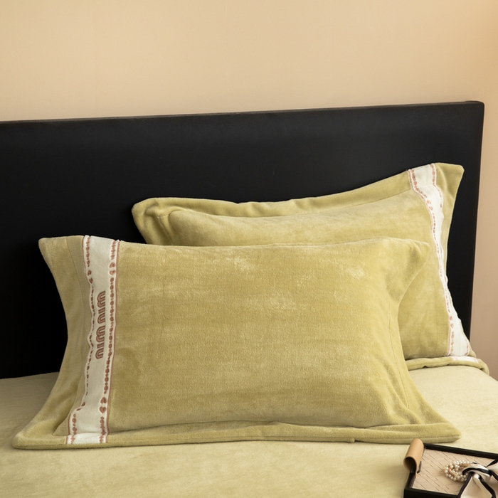 91家纺网 家纺一手货源 找家纺 （总）懒猫家纺 2025新款刺绣贴布绣牛奶绒四件套-珍妮