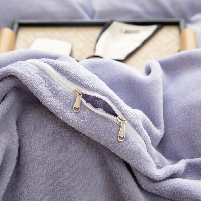 91家纺网 家纺一手货源 找家纺 懒猫家纺 2025新款刺绣贴布绣牛奶绒四件套-珍妮 珍妮-巴黎紫