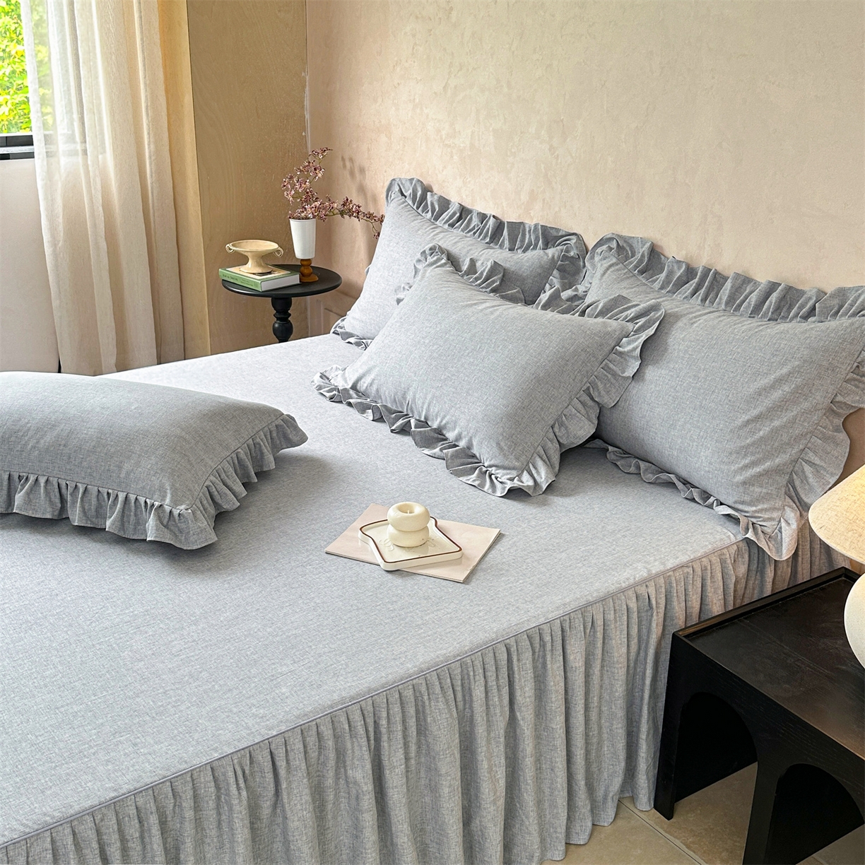 91家纺网 家纺一手货源 找家纺 忘忧草 2025新款纯色色织芙蓉棉床裙四件套-维密系列 维密-宁静蓝