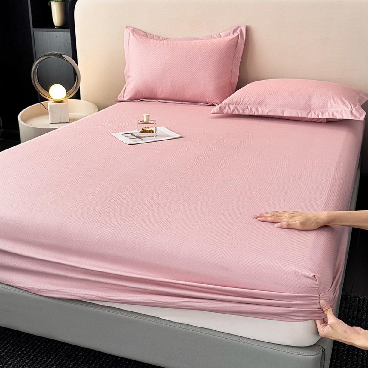 91家纺网 家纺一手货源 找家纺 露梦家纺 2025外贸内销跨境电商亚马逊速卖通磨毛单床笠三件套欧美尺寸多多跨境平台TEMU SHEIN笠高30 波纹-深粉