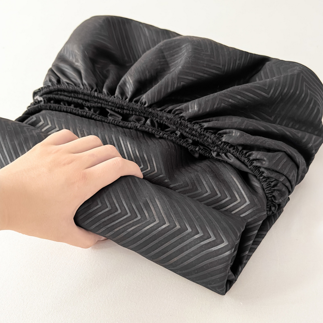 91家纺网 家纺一手货源 找家纺 露梦家纺 2025外贸内销跨境电商亚马逊速卖通磨毛单床笠三件套欧美尺寸多多跨境平台TEMU SHEIN笠高30 波纹-黑色