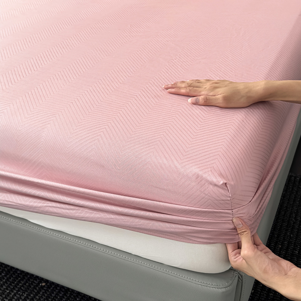 91家纺网 家纺一手货源 找家纺 露梦家纺 2025外贸内销跨境电商亚马逊速卖通磨毛单床笠三件套欧美尺寸多多跨境平台TEMU SHEIN笠高30 波纹-深粉