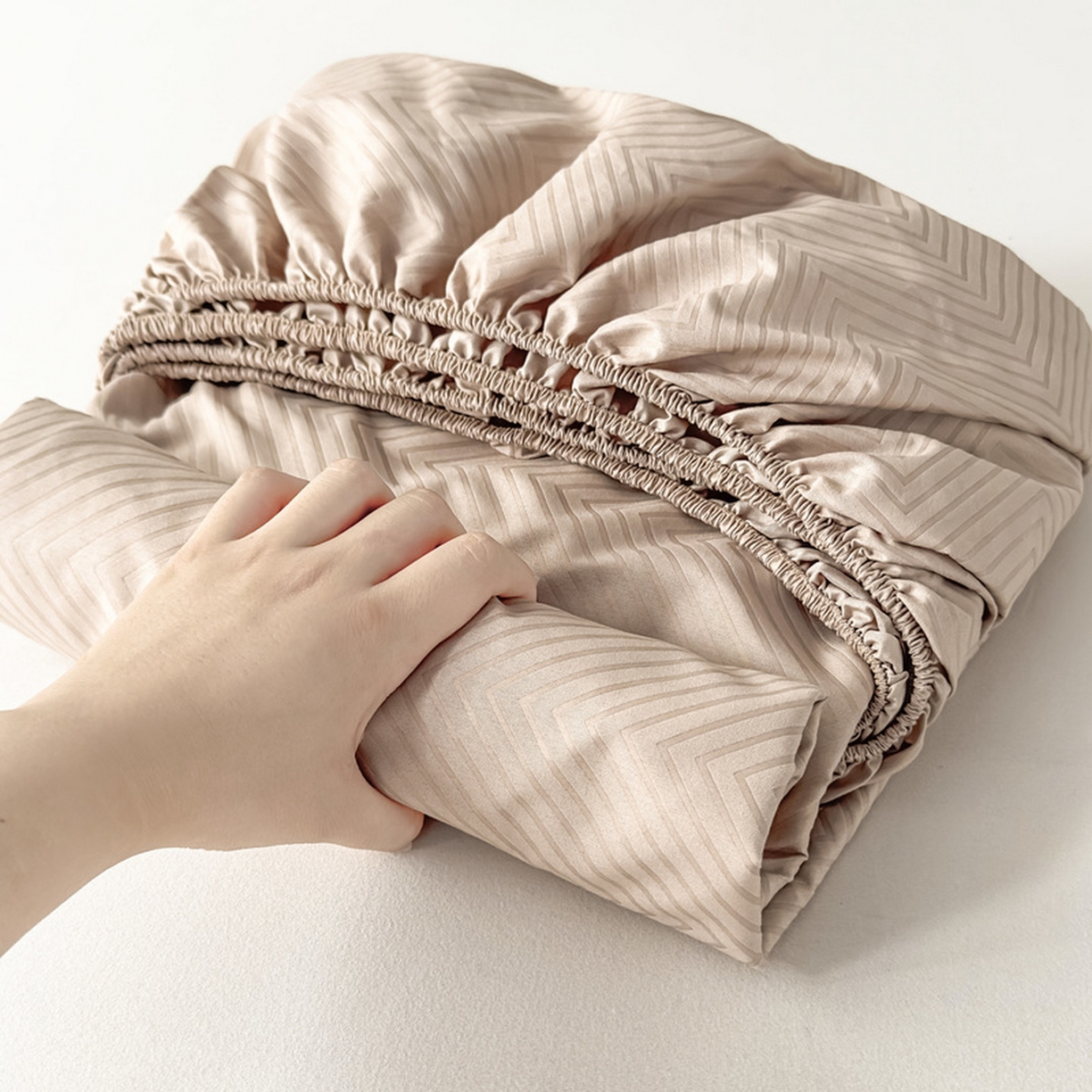 91家纺网 家纺一手货源 找家纺 露梦家纺 2025外贸内销跨境电商亚马逊速卖通磨毛单床笠三件套欧美尺寸多多跨境平台TEMU SHEIN笠高30 波纹-卡其