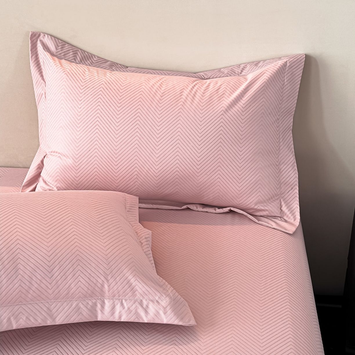 91家纺网 家纺一手货源 找家纺 露梦家纺 2025外贸内销跨境电商亚马逊速卖通磨毛单床笠三件套欧美尺寸多多跨境平台TEMU SHEIN笠高30 波纹-深粉