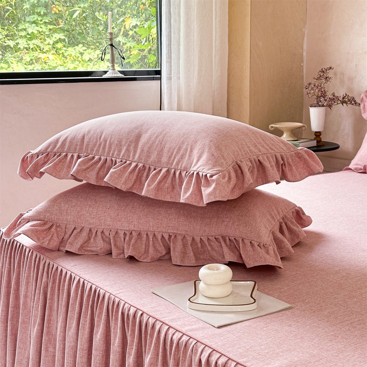 91家纺网 家纺一手货源 找家纺 忘忧草 2025新款纯色色织芙蓉棉床裙四件套-维密系列 维密-青春粉