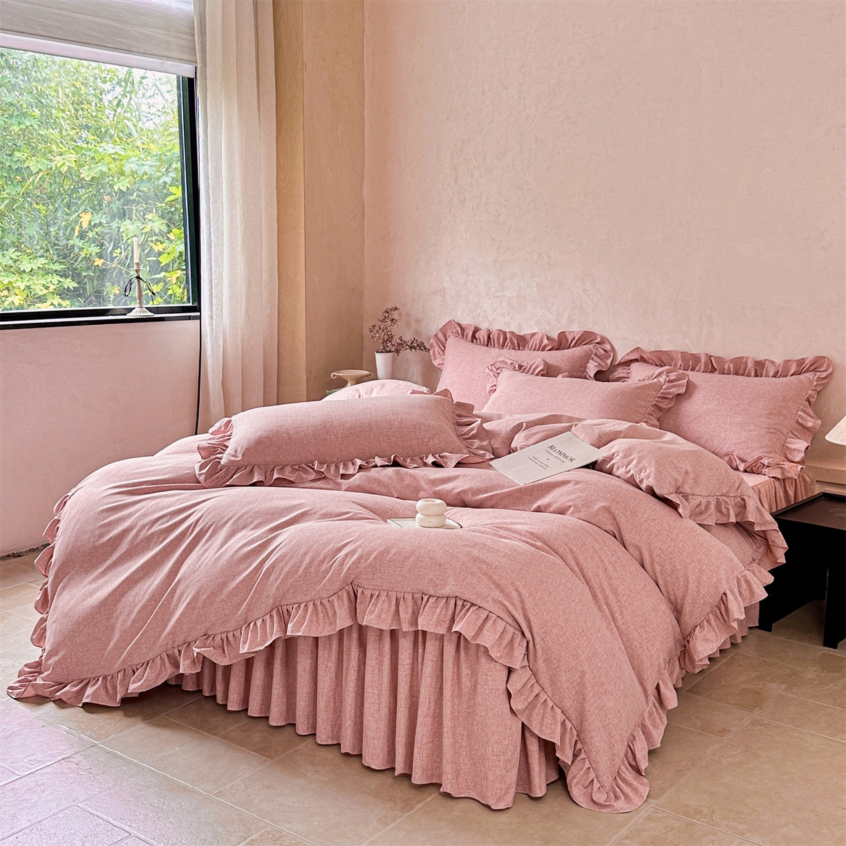 91家纺网 家纺一手货源 找家纺 忘忧草 2025新款纯色色织芙蓉棉床裙四件套-维密系列 维密-青春粉