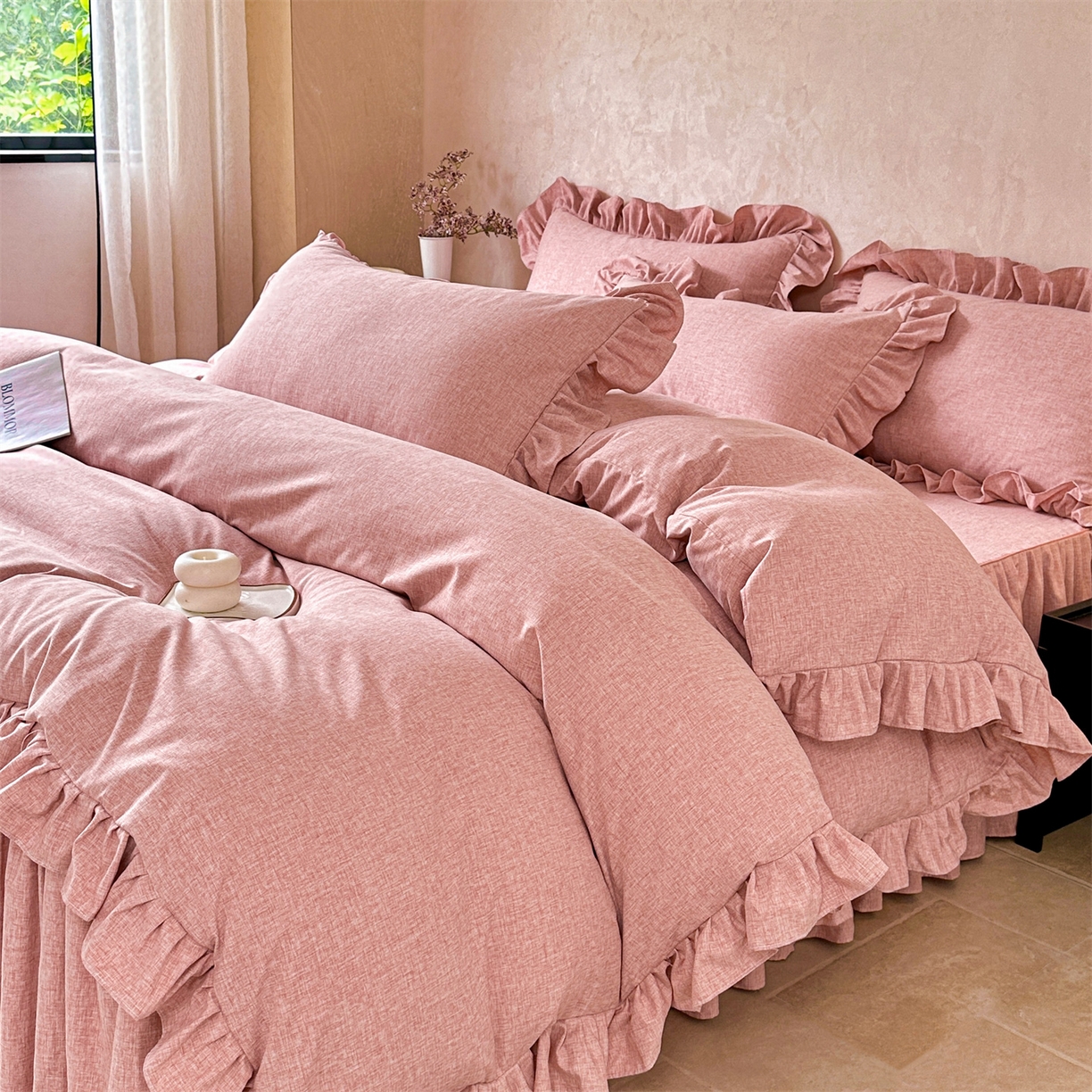 91家纺网 家纺一手货源 找家纺 忘忧草 2025新款纯色色织芙蓉棉床裙四件套-维密系列 维密-青春粉