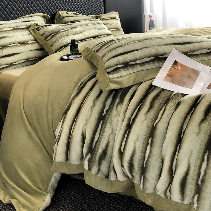 91家纺网 家纺一手货源 找家纺 懒猫家纺 2025新款兔毛绒拼角四件套-赫拉 赫拉-莺茶绿