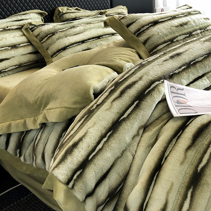 91家纺网 家纺一手货源 找家纺 懒猫家纺 2025新款兔毛绒拼角四件套-赫拉 赫拉-莺茶绿