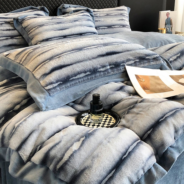 91家纺网 家纺一手货源 找家纺 懒猫家纺 2025新款兔毛绒拼角四件套-赫拉 赫拉-钻石蓝