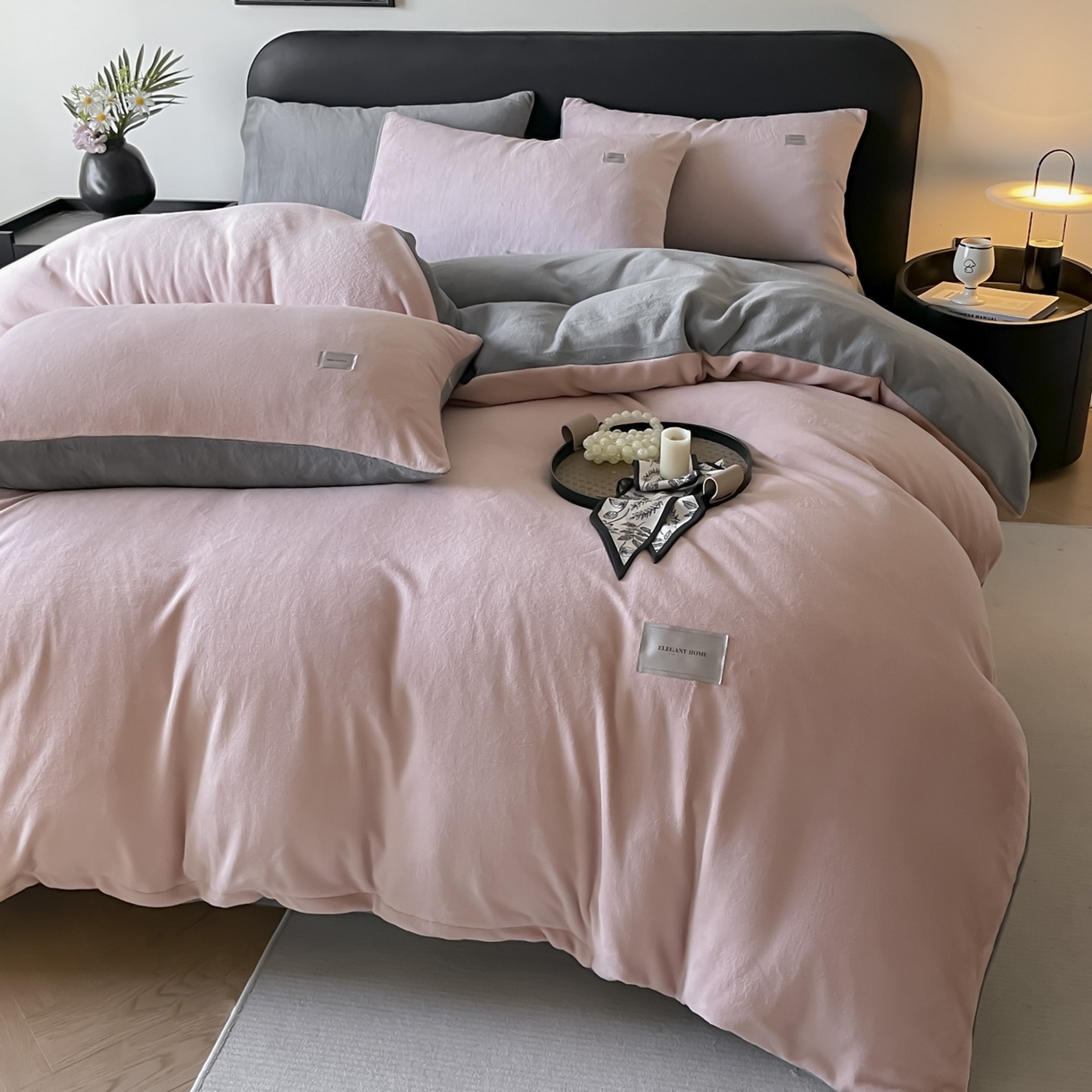 91家纺网 家纺一手货源 找家纺 ab家纺 2025新款纯色高克重牛奶绒双拼单被套 豆沙深灰