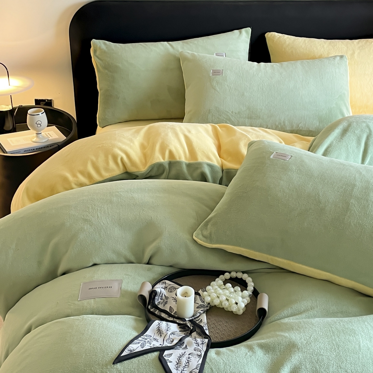 91家纺网 家纺一手货源 找家纺 ab家纺 2025新款纯色高克重牛奶绒双拼单被套 橄榄绿柠檬黄