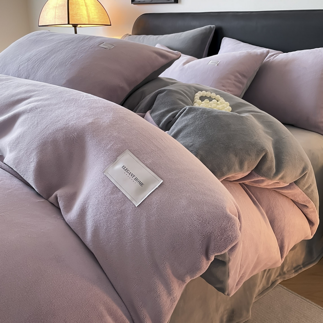 91家纺网 家纺一手货源 找家纺 ab家纺 2025新款纯色高克重牛奶绒双拼单被套 香芋柴深灰