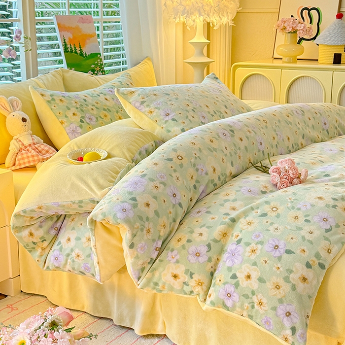 91家纺网 家纺一手货源 找家纺 九诺家纺 2025秋冬新款牛奶绒床单四件套【圆角吊边花边床单】 暖阳之春