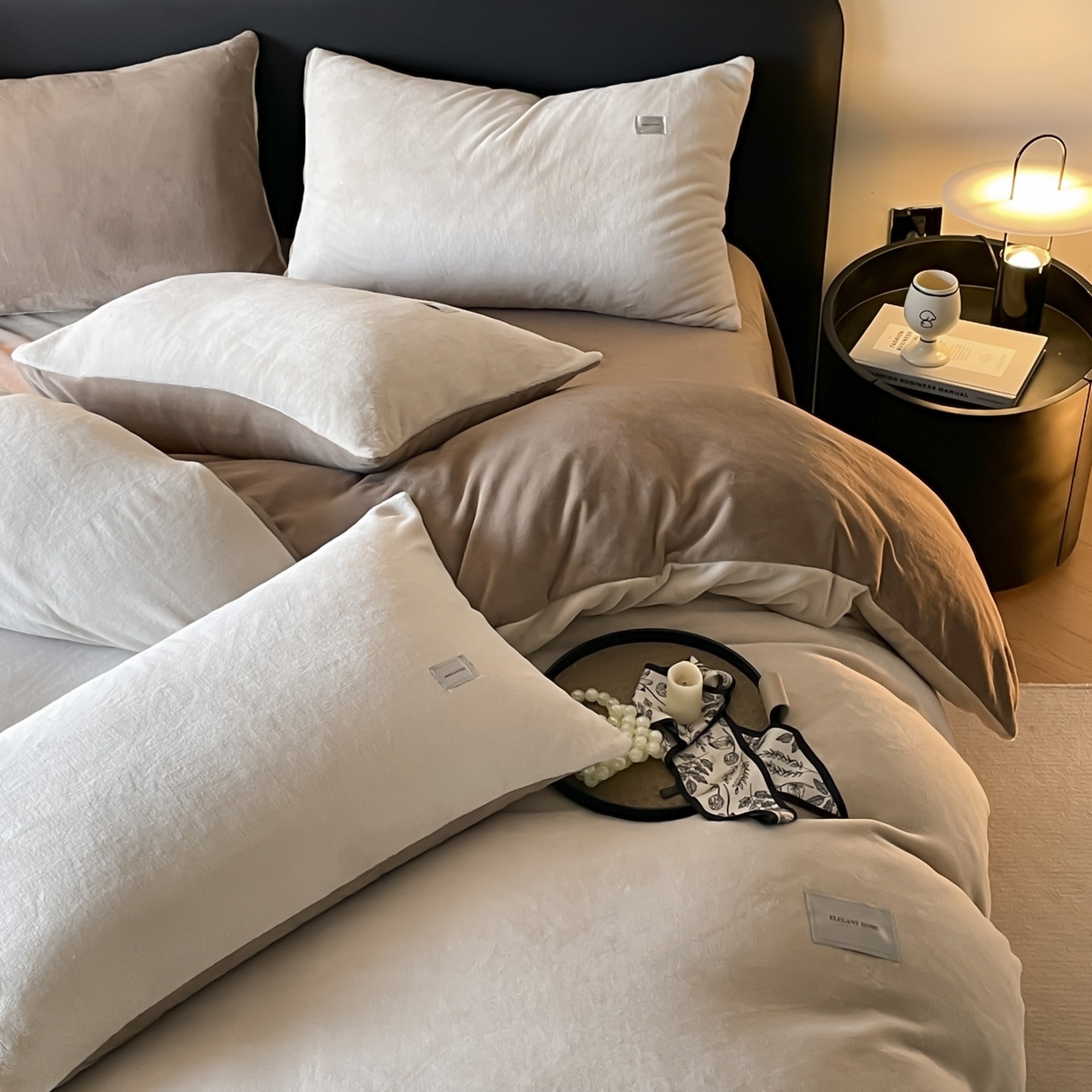 91家纺网 家纺一手货源 找家纺 ab家纺 2025新款纯色高克重牛奶绒双拼单被套 米咖