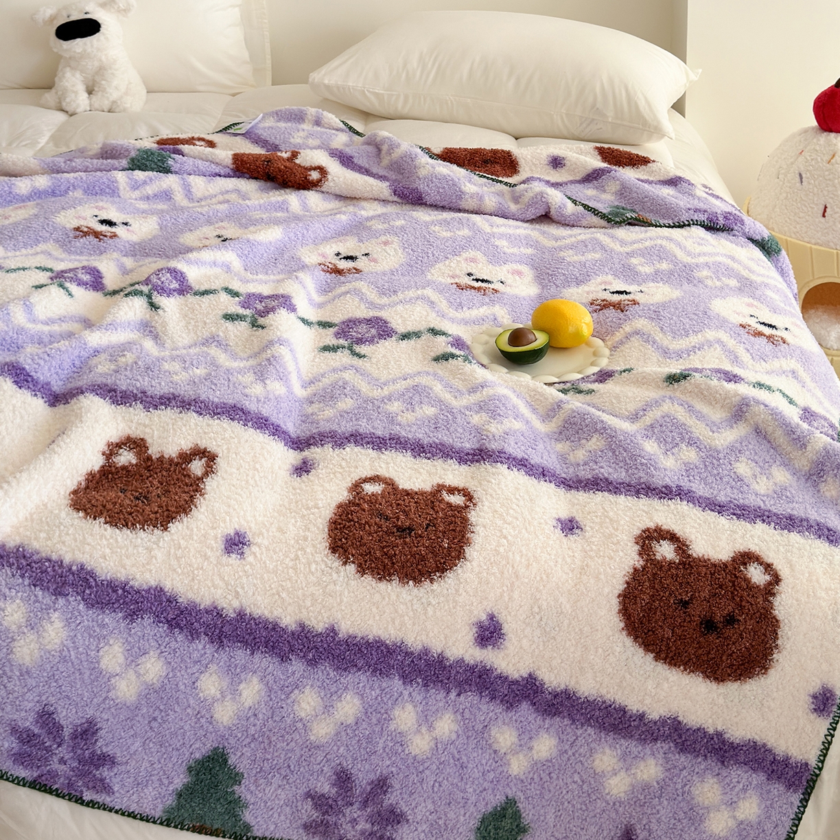 91家纺网 家纺一手货源 找家纺 舒隅家纺 2025新款A类卡通休闲半边绒三角针毛毯 森系萌宠-紫