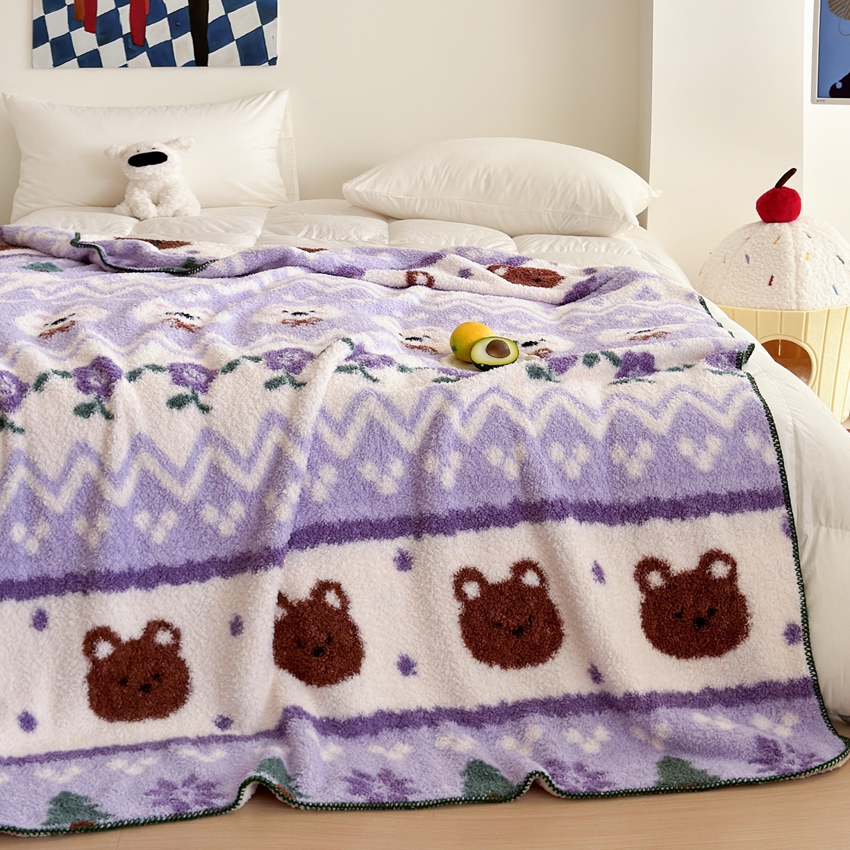 91家纺网 家纺一手货源 找家纺 舒隅家纺 2025新款A类卡通休闲半边绒三角针毛毯 森系萌宠-紫
