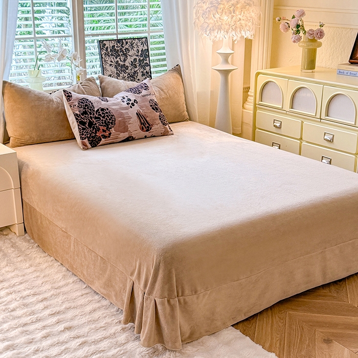 91家纺网 家纺一手货源 找家纺 九诺家纺 2025秋冬新款牛奶绒床单四件套【圆角吊边花边床单】 豹纹花语